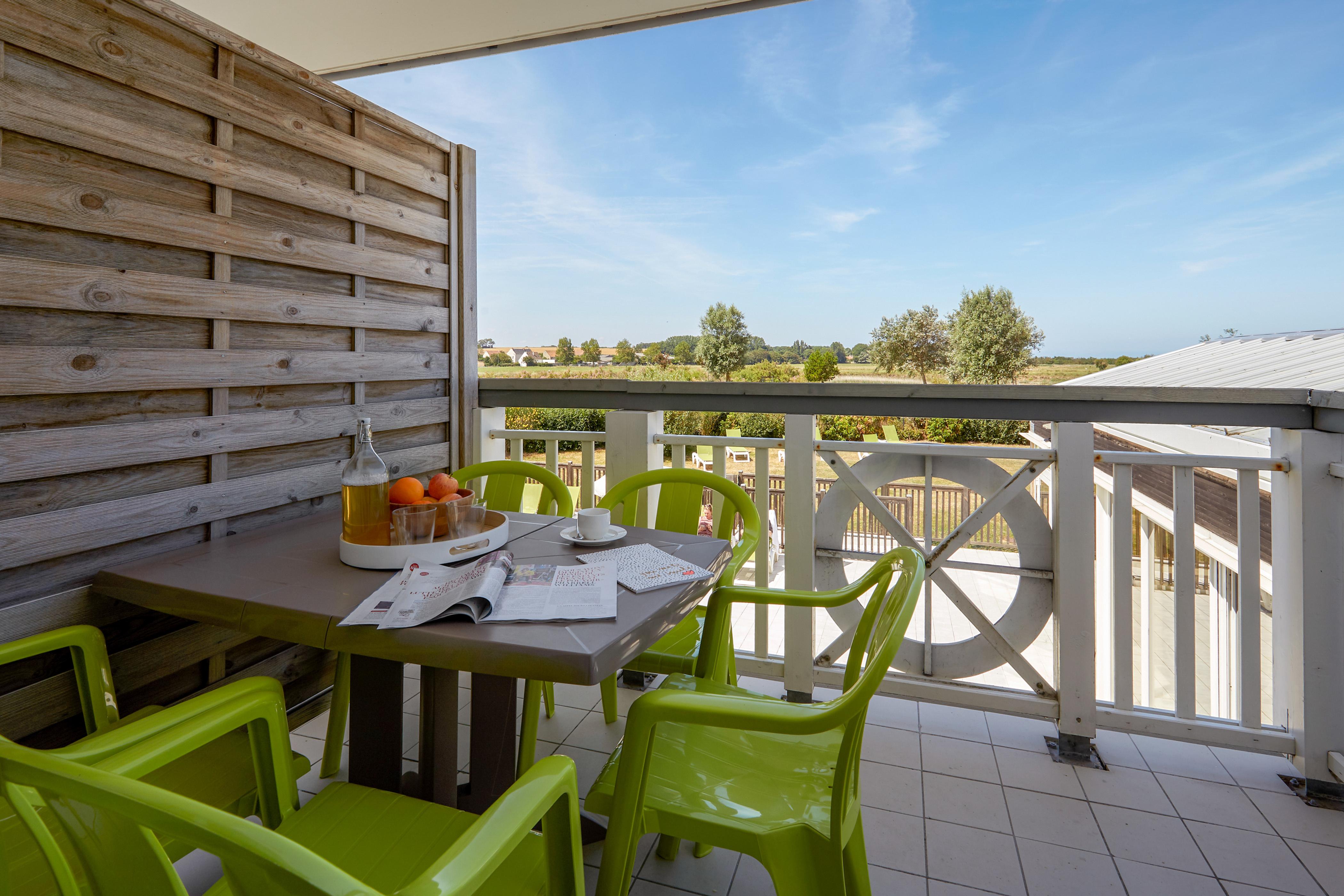 Pierre & Vacances Residence Le Chant Des Oiseaux Courseulles-sur-Mer Buitenkant foto